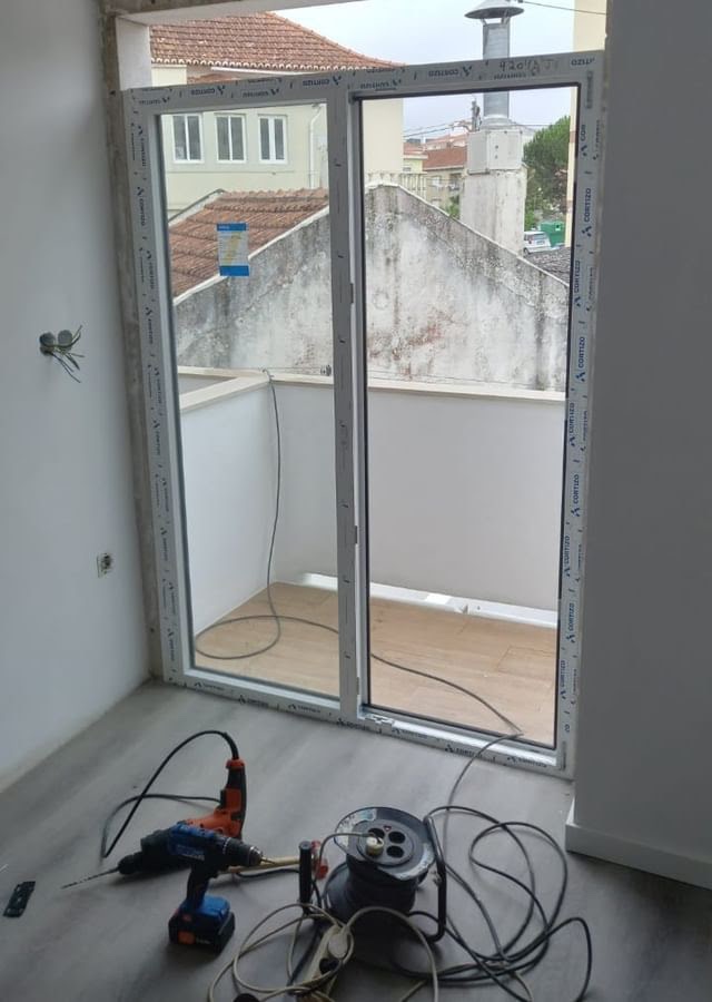 JM Perfect - Lisboa - Windows