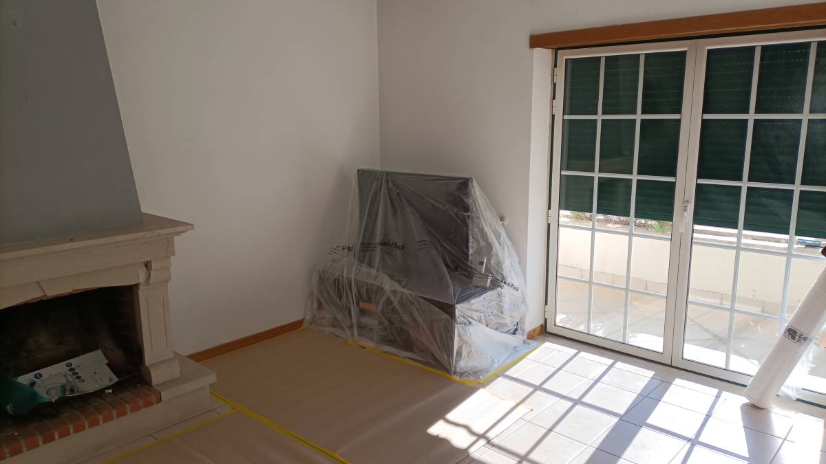 Luis Miguel - Rio Maior - Cabinet Painting