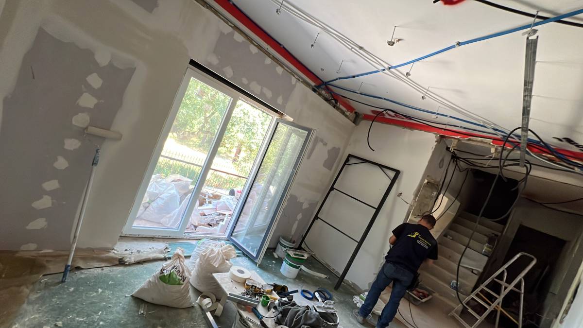 Benice  Remodelações - Rio Maior - Remodelação de Sótão