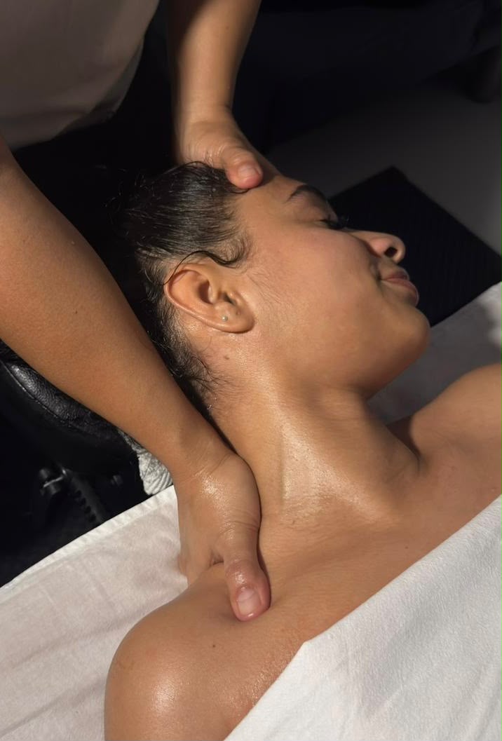 Joviane Alves - J.A. Massoterapia - Lisboa - Massagem Terapêutica