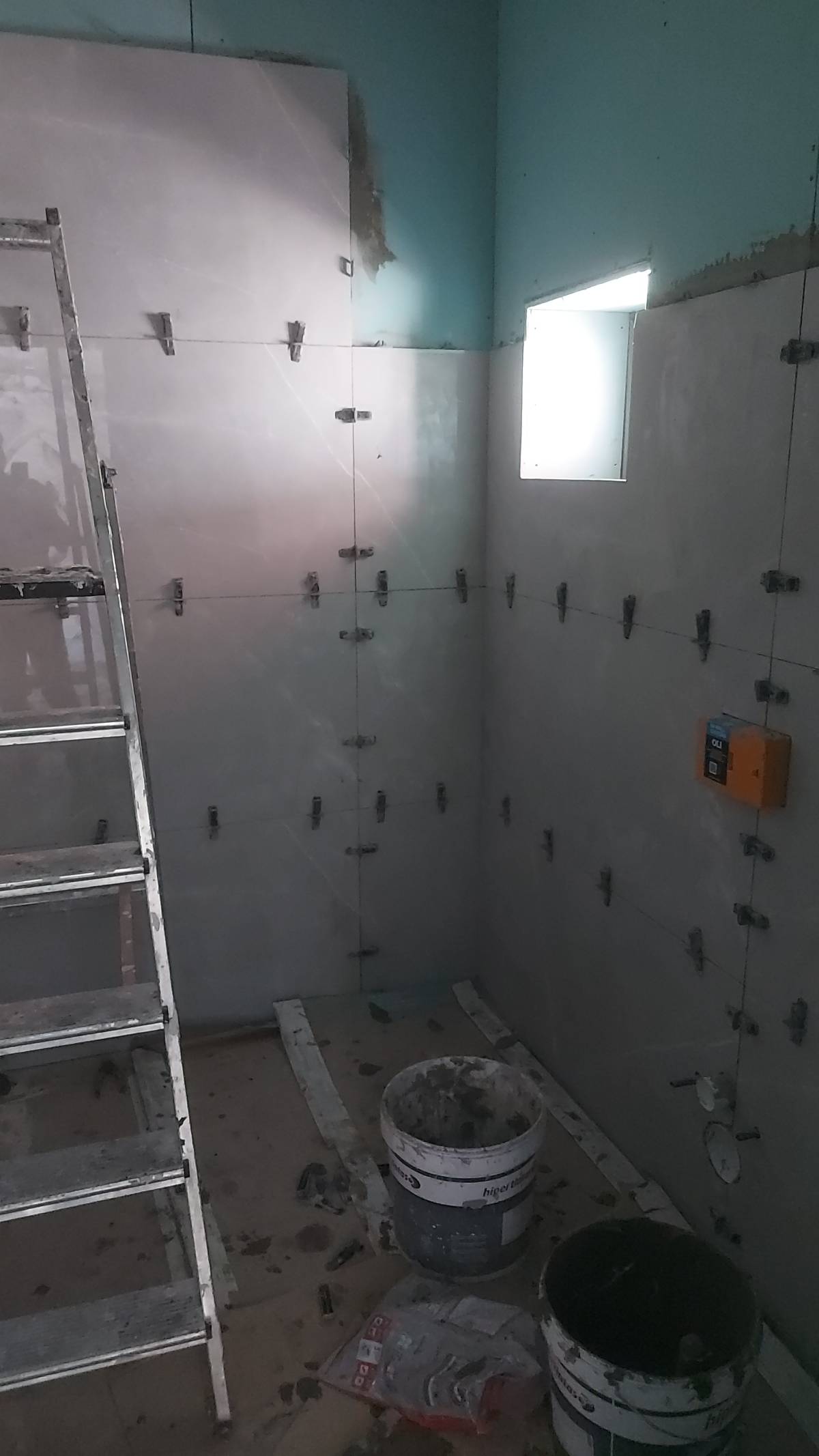 FD REMODELACOES - Batalha - Instalação de Escadas