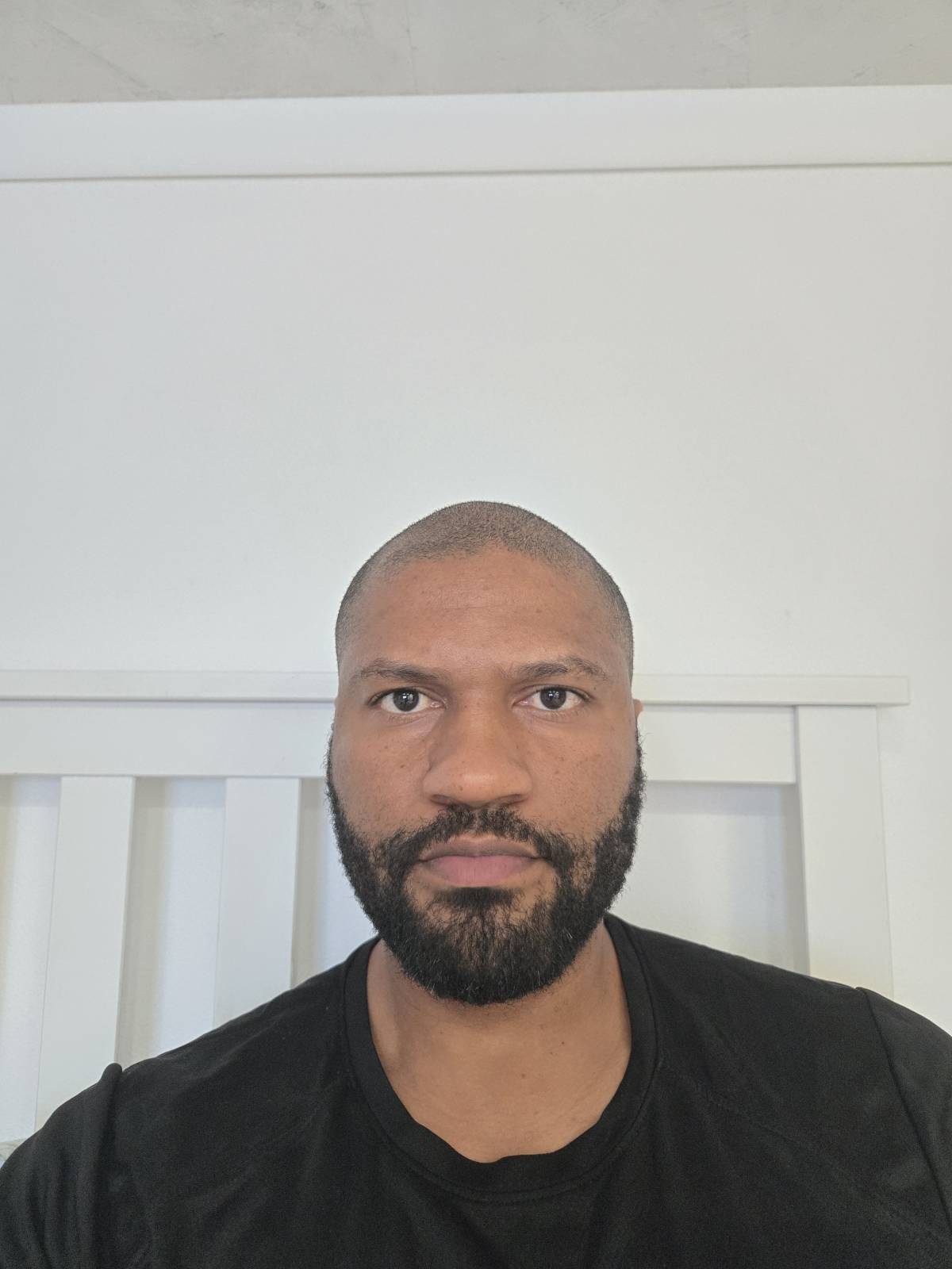 Divan Mellert - Faro - Phone or Tablet Repair