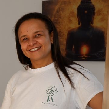 Joviane Alves - J.A. Massoterapia - Lisboa - Massagem Terapêutica