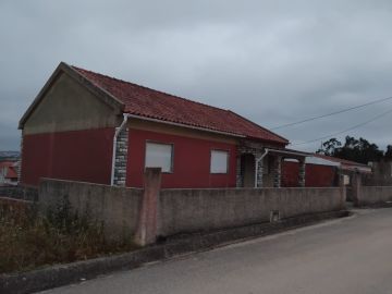 Ricardo Antunes - Óbidos - Instalação de Pavimento em Betão
