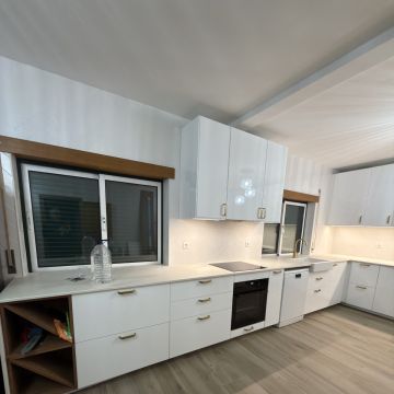 Cocinasyalgomas.ve - Porto - Mantenimiento de persianas