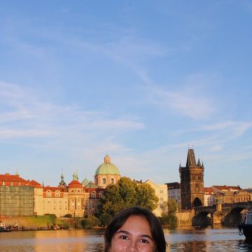 Madalena Reis - Lisboa - Nachhilfe in Mathematik (Grundkenntnisse)