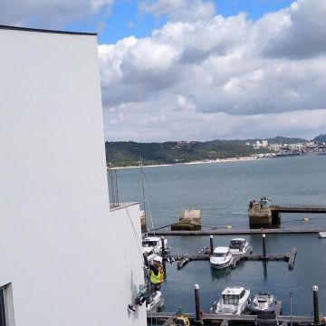 Rastelli Pinturas - Setúbal - Pintar armarios