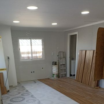 Emanuel Hugo - Sintra - Window Blinds Repair
