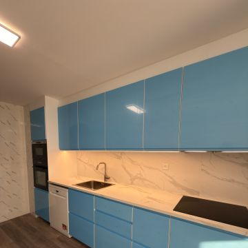 Cocinasyalgomas.ve - Porto - Montaje de mesas de billar