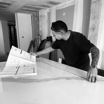 Maicon Douglas - Albufeira - Kitchen Tiling