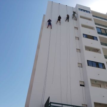 Potência Expressiva - Porto - Instalação, Reparação ou Remoção de Revestimento de Parede