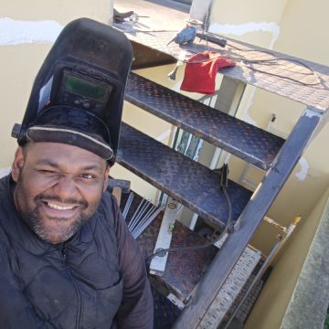 Nivaldo Souza - Sobral de Monte Agraço - Réparation de porte de garage