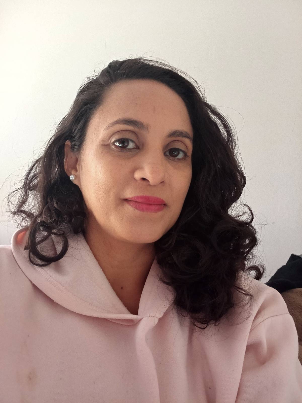 Ithaelma Santana - Paredes - Organizador del hogar
