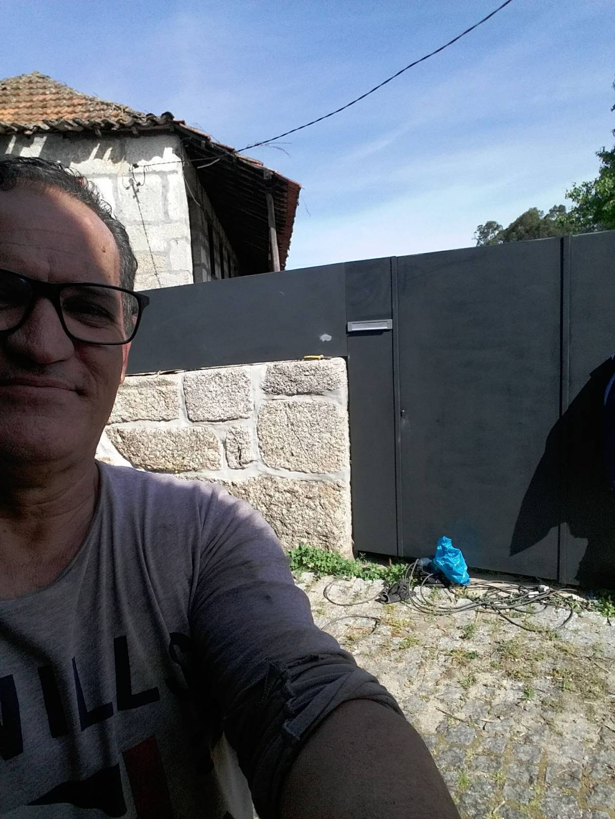 DP serralharia civil e artistica - Lousada - Roof Cleaning