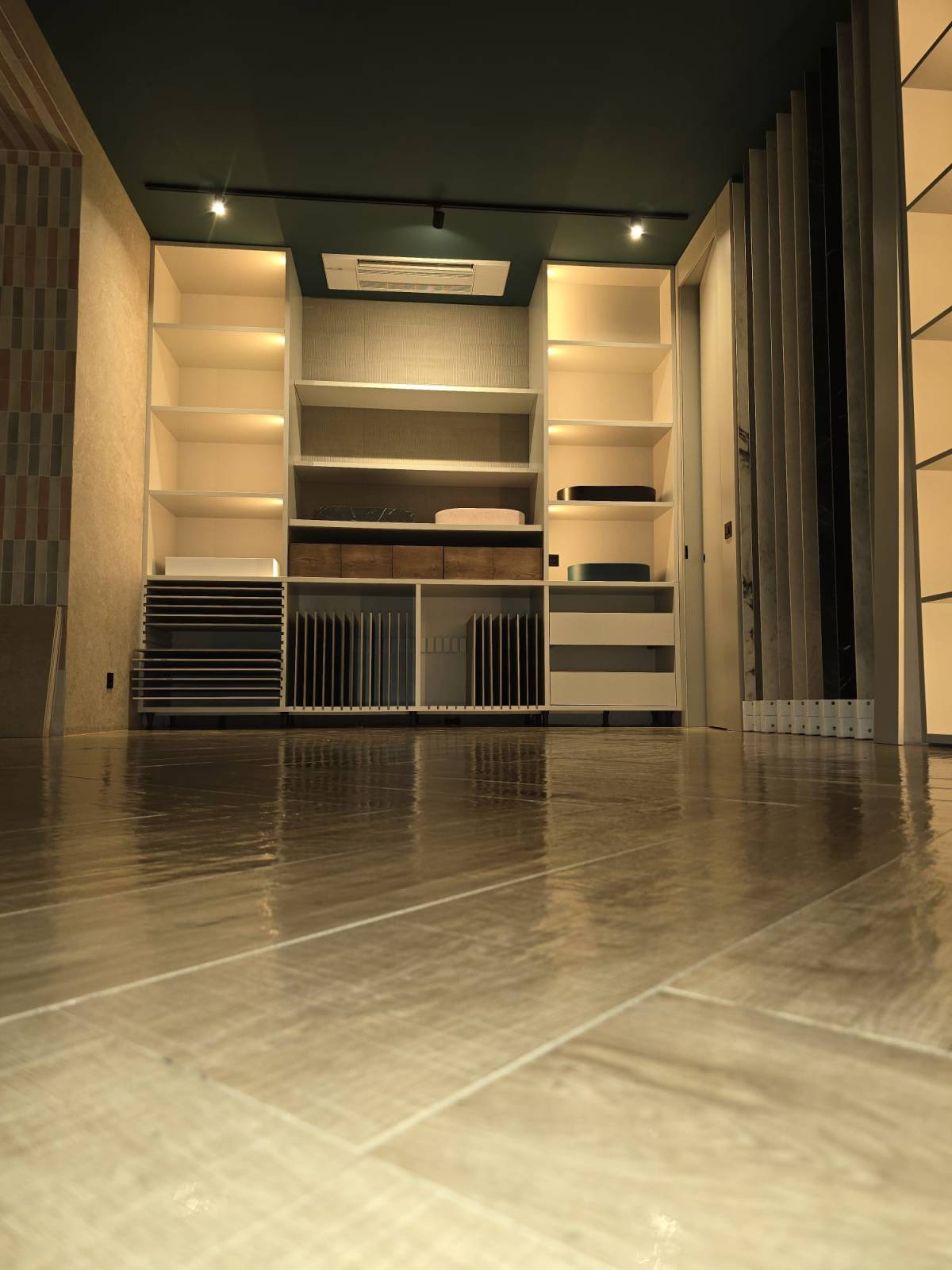 DOMSTROIUZ, UNIPESSOAL LDA - Loures - Bathroom Remodel