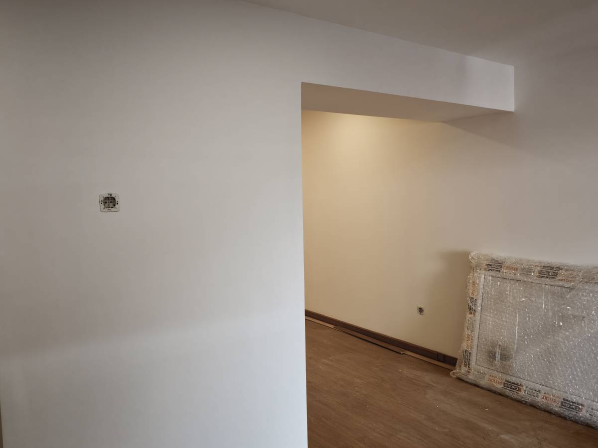 André Cambuí - Porto - Drywall Repair and Texturing