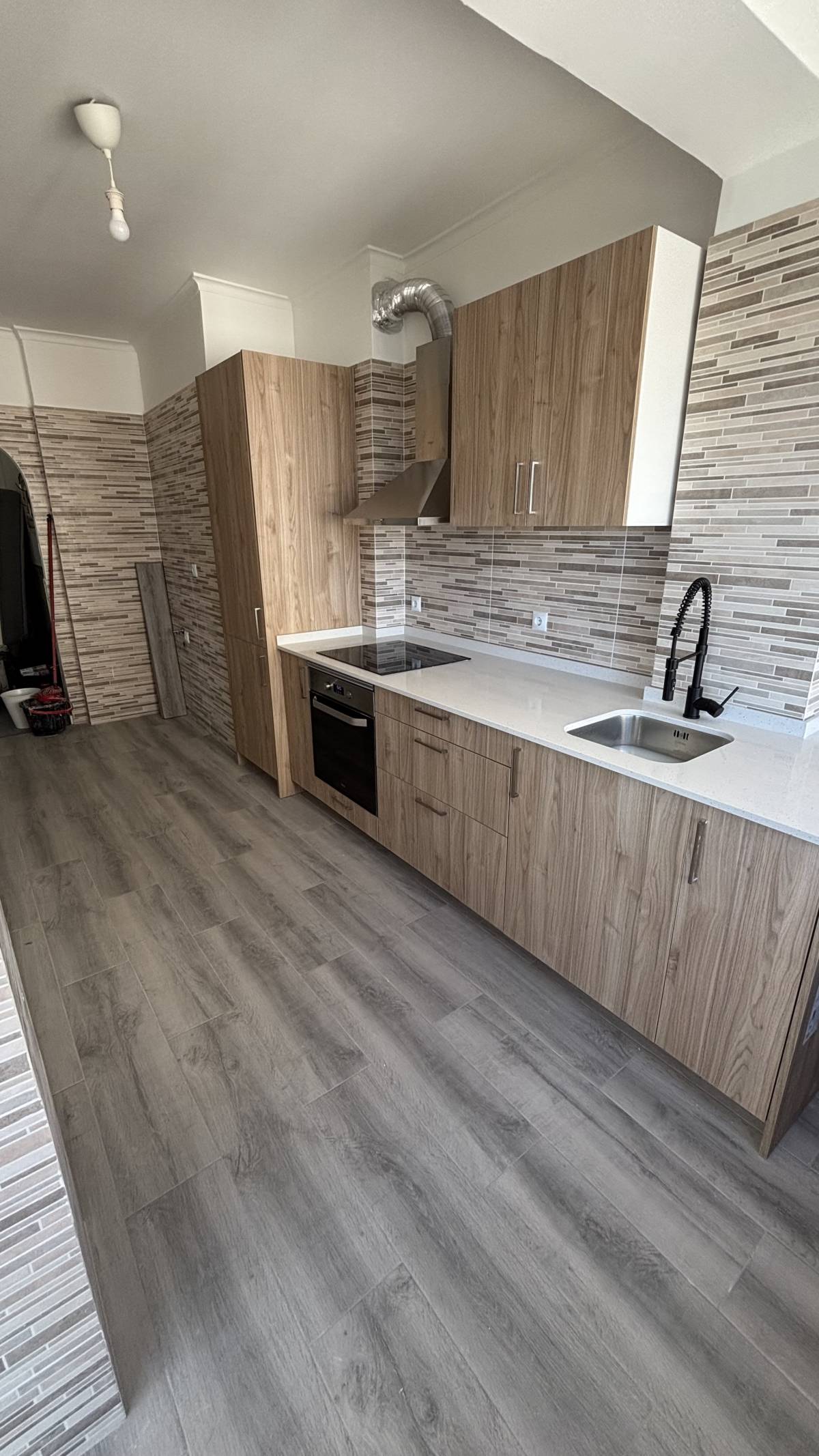 Cleiton Invenção - Amadora - Möbel reparieren