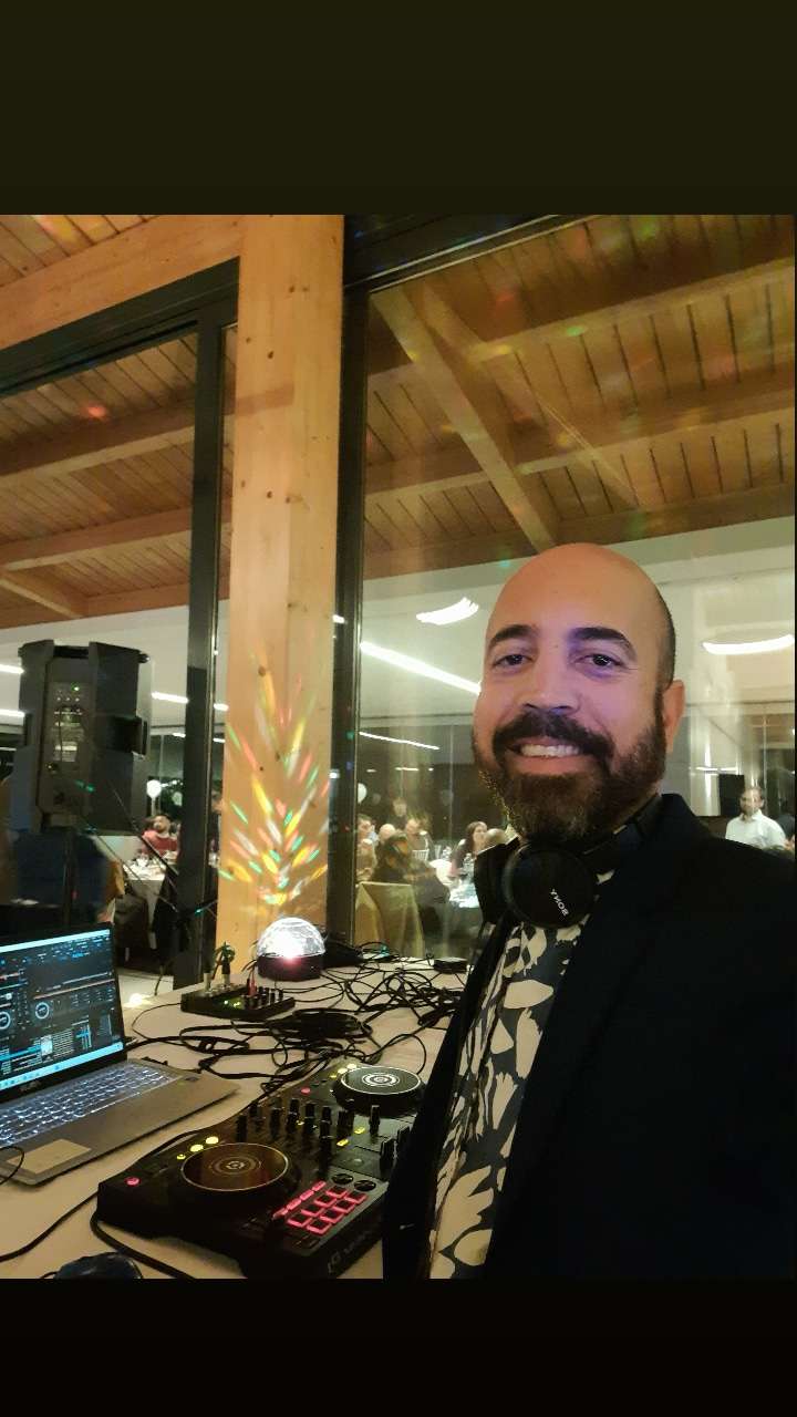 Juliano - Loulé - DJ para Casamentos