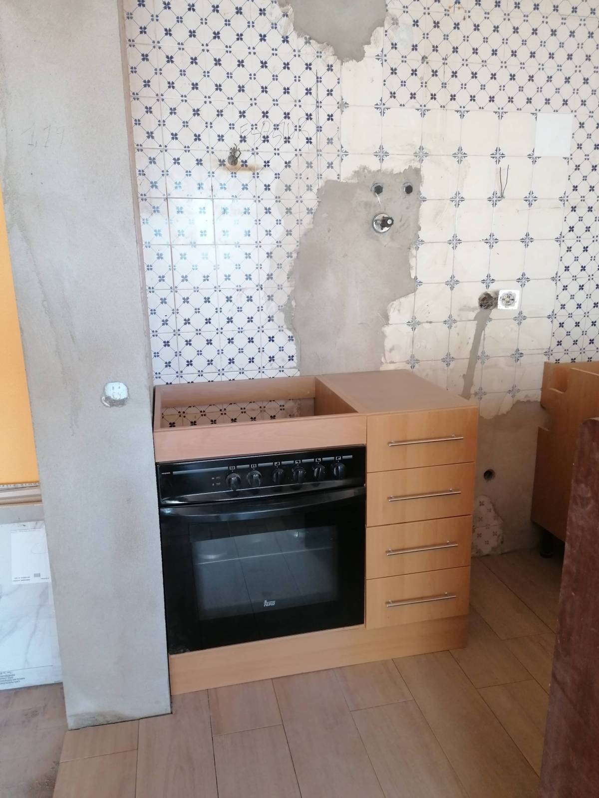 C.F.REMODELAÇOES - Almada - Remodelação de Cozinhas