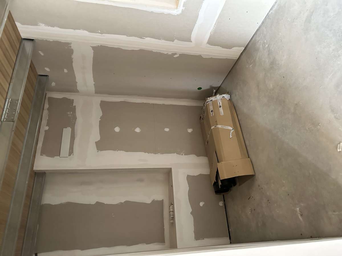 Coimbra pinturas e remodelações - Coimbra - Additions and Remodels