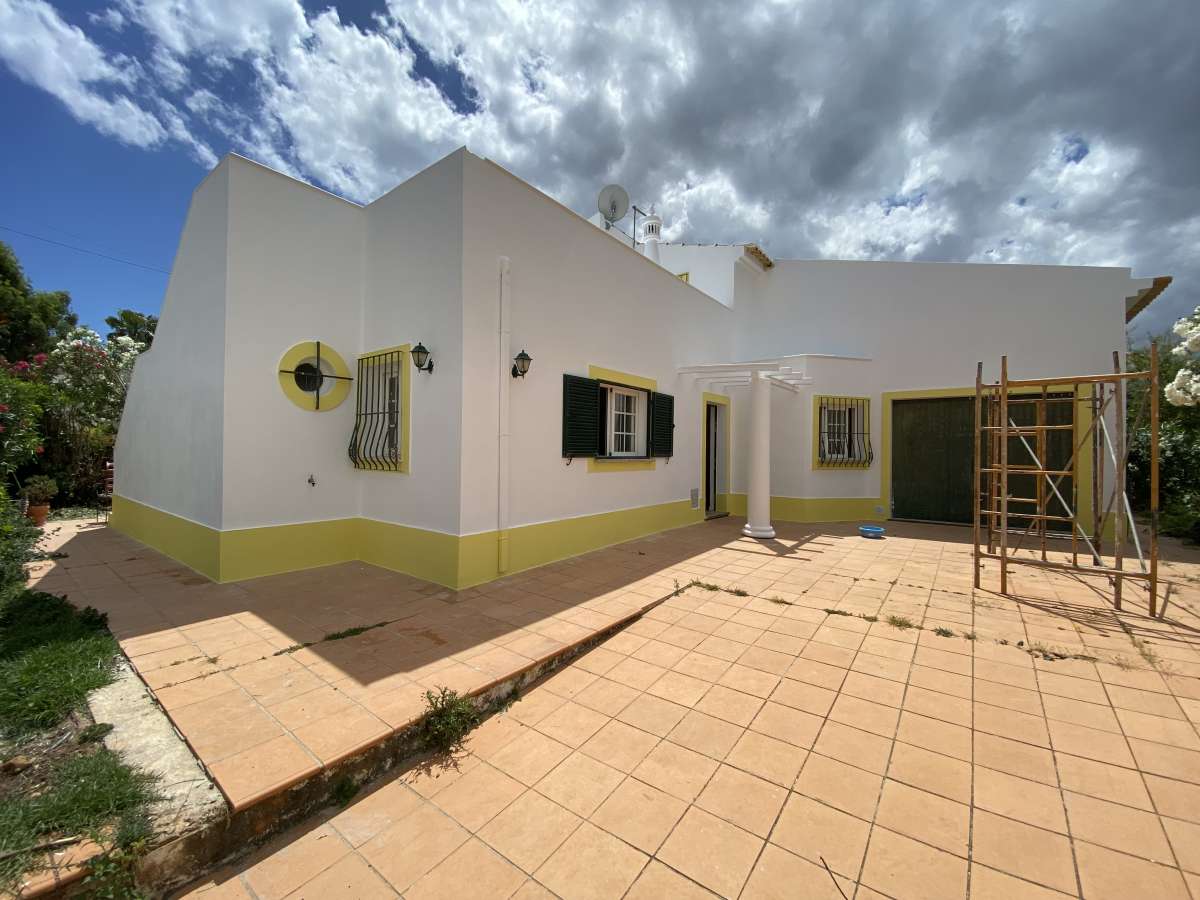 A&G Marques - Tavira - Door Painting