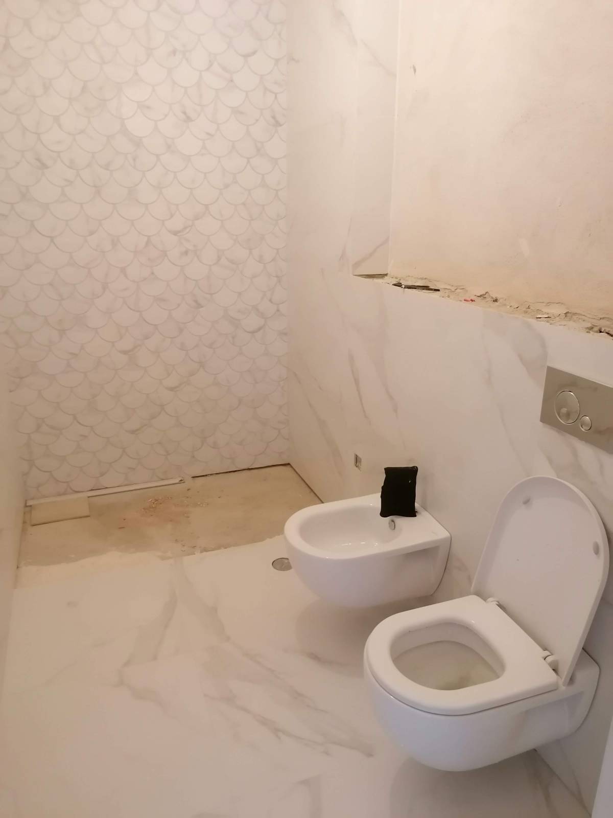 C.F.REMODELAÇOES - Almada - Remodelação de Quarto