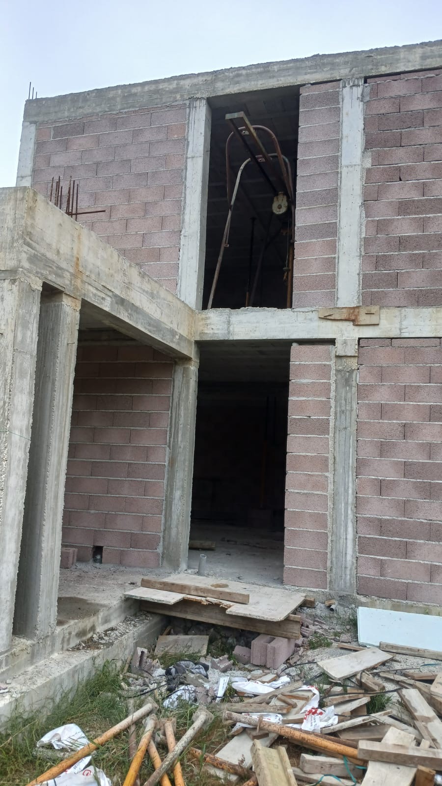 Rodolfo Dias_Pedreiro/ Alvenaria e Levantamento de Paredes - Coimbra - Construção de Casa Nova