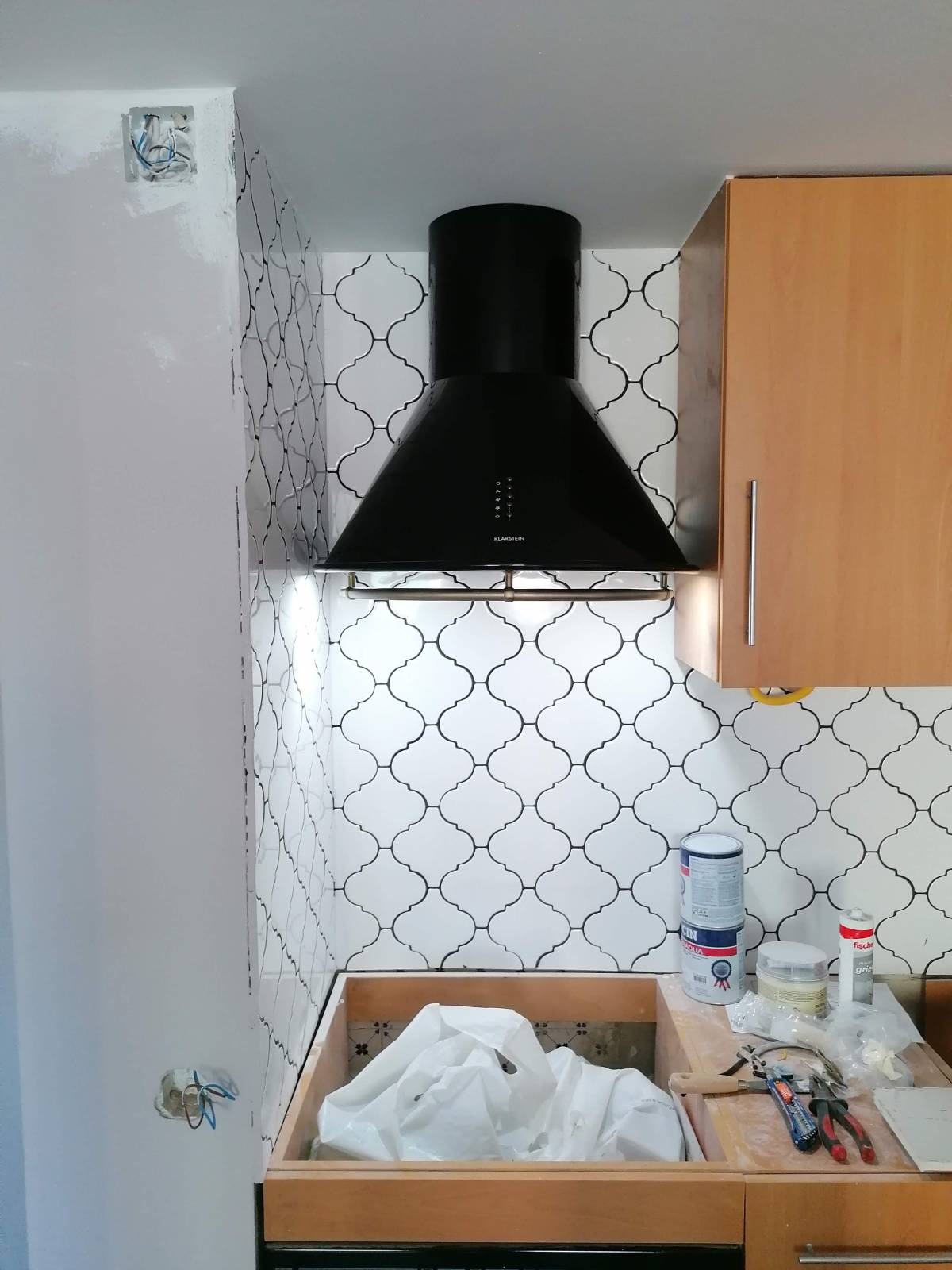 C.F.REMODELAÇOES - Almada - Colocação de Rodapés