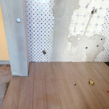 C.F.REMODELAÇOES - Almada - Instalação de Escadas