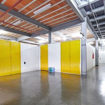 Celcarga - Mudanças  Armazenamento e Limpezas - Gondomar - Limpieza de ventanas