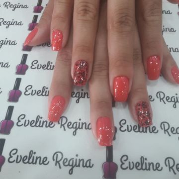 Eveline Unhas - Braga - Kosmetikerin