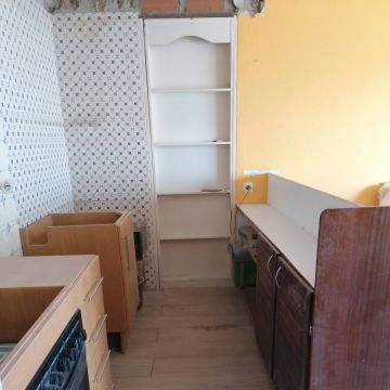 C.F.REMODELAÇOES - Almada - Instalação, Reparação ou Remoção de Revestimento de Parede