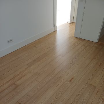 Alcindo Monginho - Évora - Hardwood Floor Installation