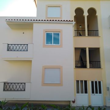C.F.REMODELAÇOES - Almada - Revestimento de Parede em Madeira
