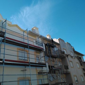 C.F.REMODELAÇOES - Almada - Construção de Parede Interior