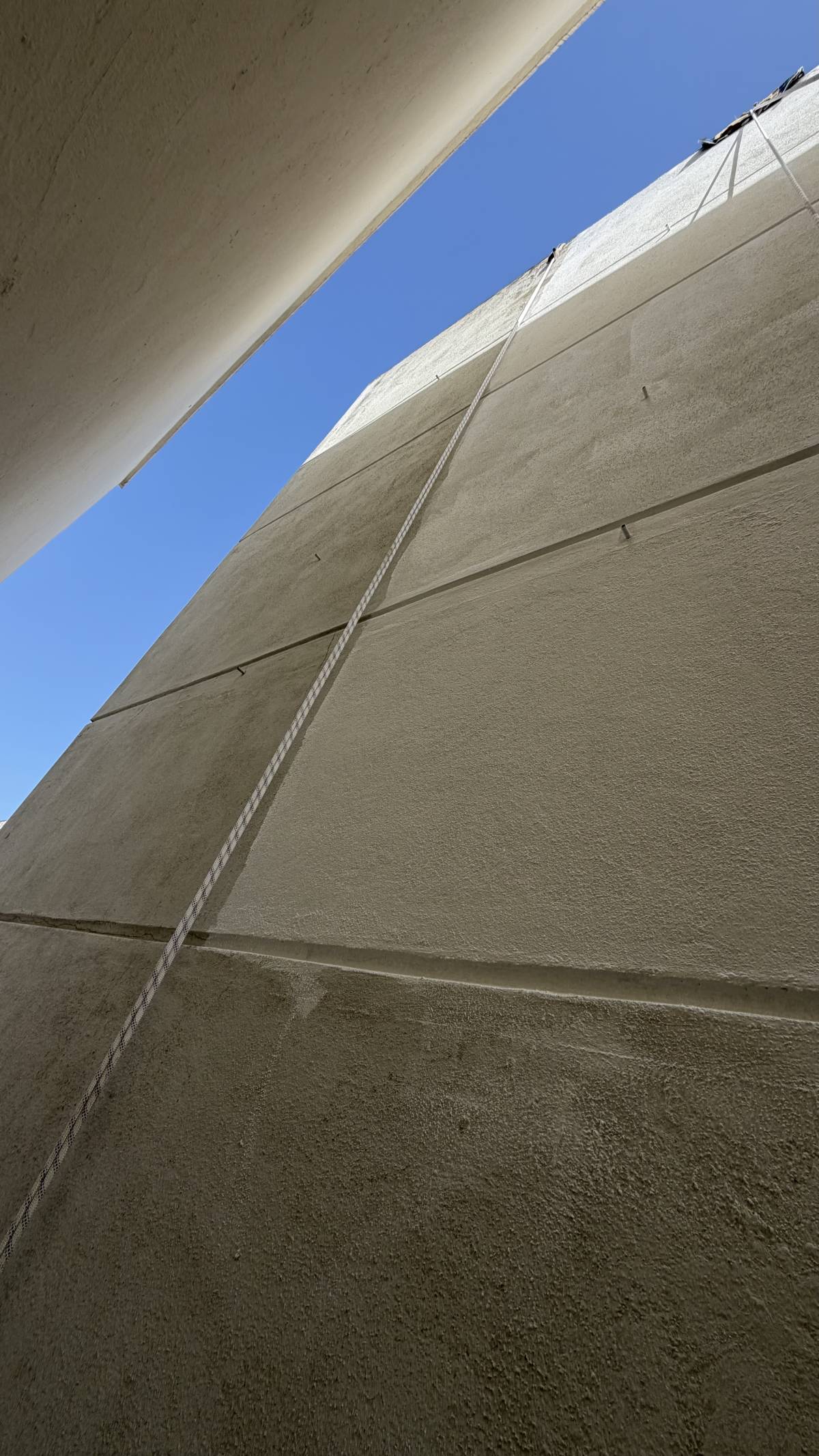 Jaspi Rope Access - Sintra - Exterior Painting