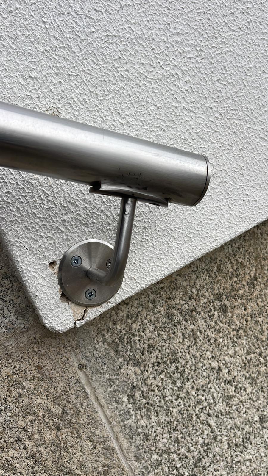 Metalobra - Sintra - Chaves de Automóveis e Comandos