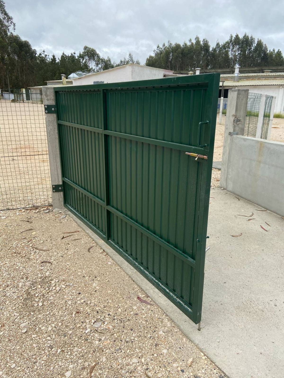 Serralharia Villa Abreu - Leiria - Welding