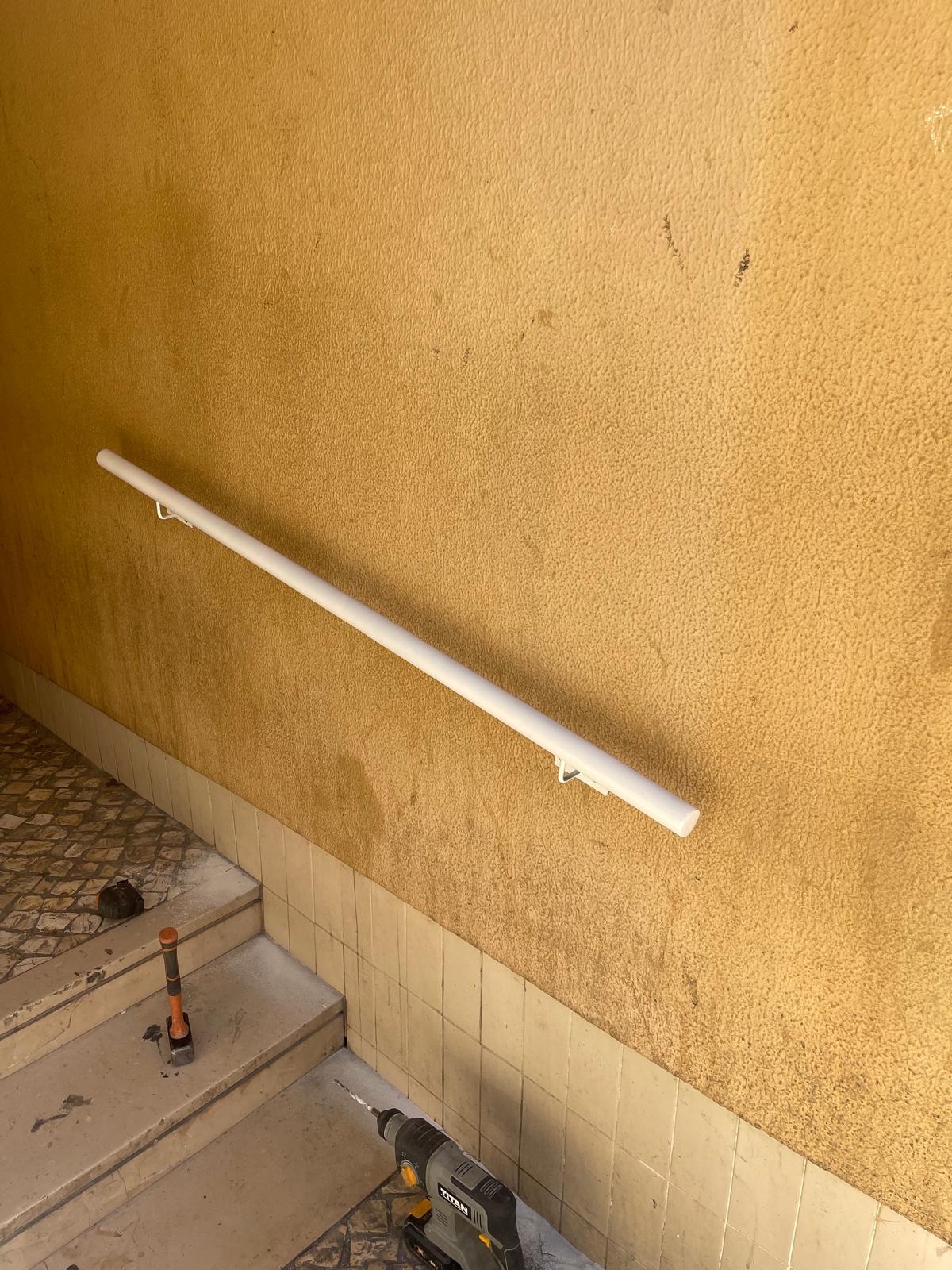 Metalobra - Sintra - Instalação ou Substituição de Calhas