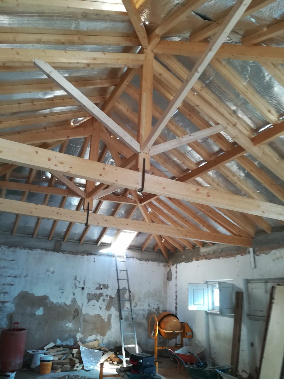 Lopes Soares construtora e remodelação. - Oeiras - Multiservicios de cuidados del césped
