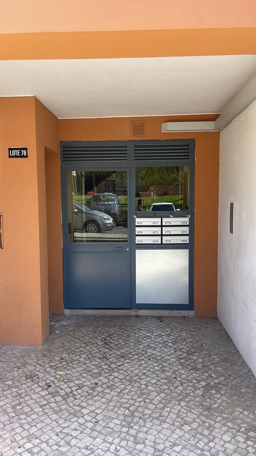 Metalobra - Sintra - Processamento de Ferro e Aço