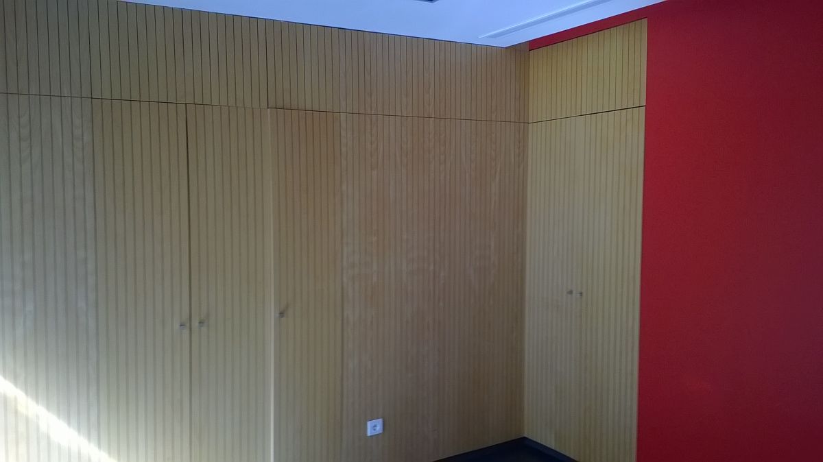 POSTMAN / Carlos Monteiro - Porto - Plumbing Pipe Installation