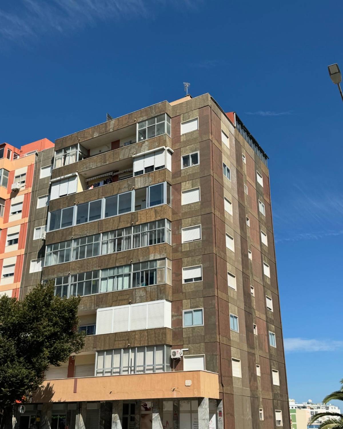 Isolpinta Pinturas e Construção Civil Unipessoal Lda - Setúbal - Exterior Painting