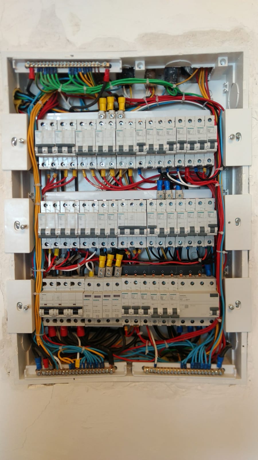 Electrical Solutions - Viana do Castelo - Circuit Breaker Panel or Fuse Box Repair