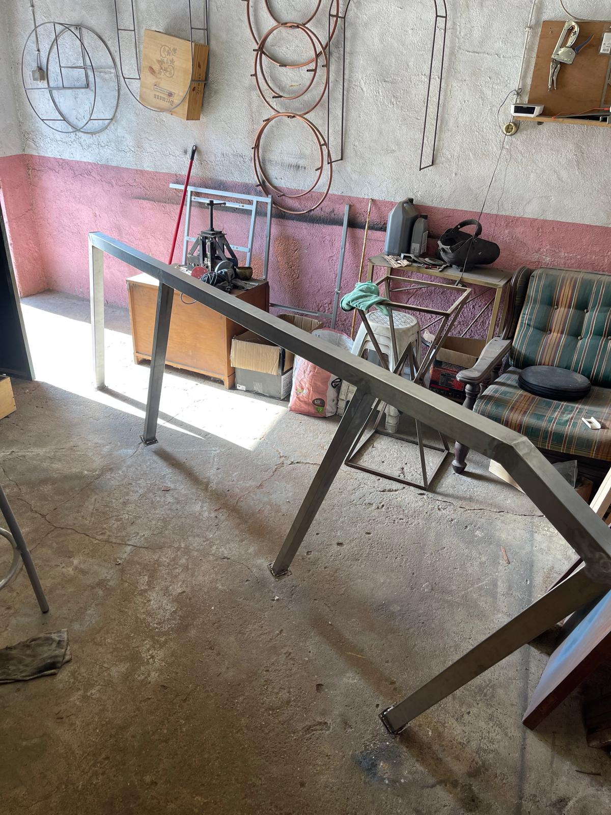 Metalobra - Sintra - Reparação e Texturização de Paredes de Pladur