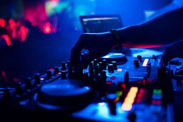 DJ André Godinho - Lisboa - DJ para Festas e Eventos