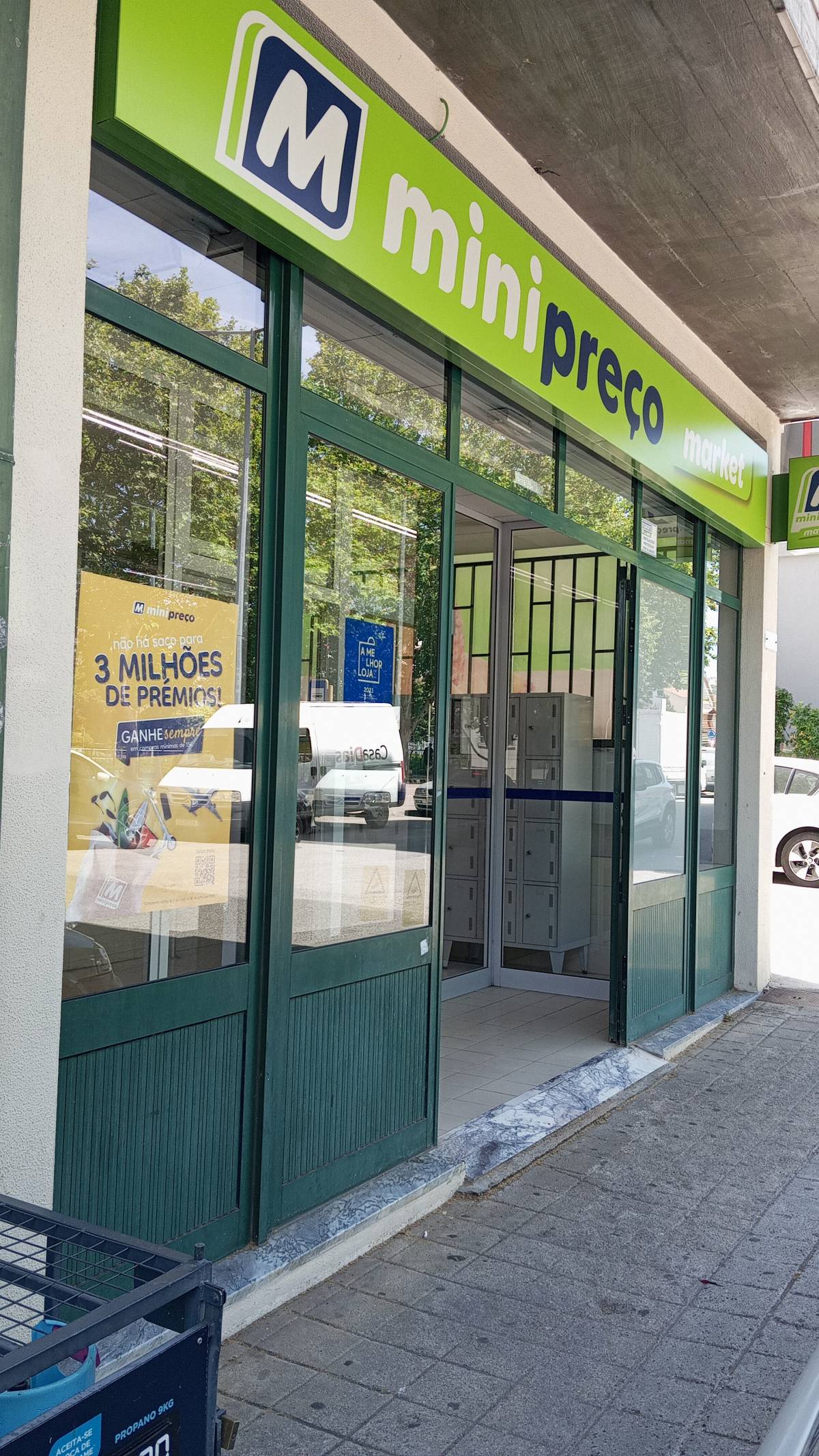 Kairóscleaningservice seus vidros brilhantes - Bragança - Reinigung von Jalousien