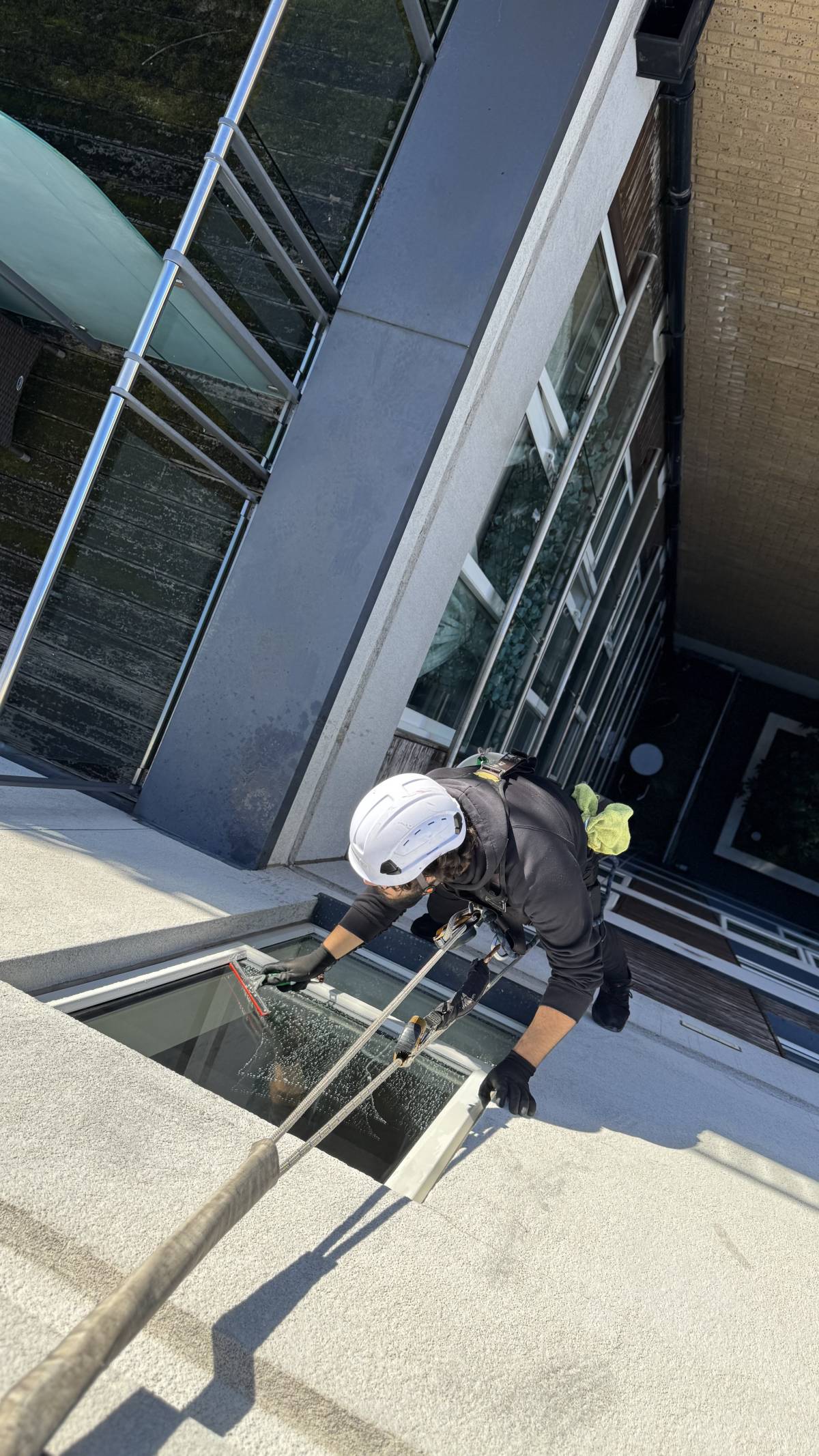 Jaspi Rope Access - Sintra - Windows Cleaning