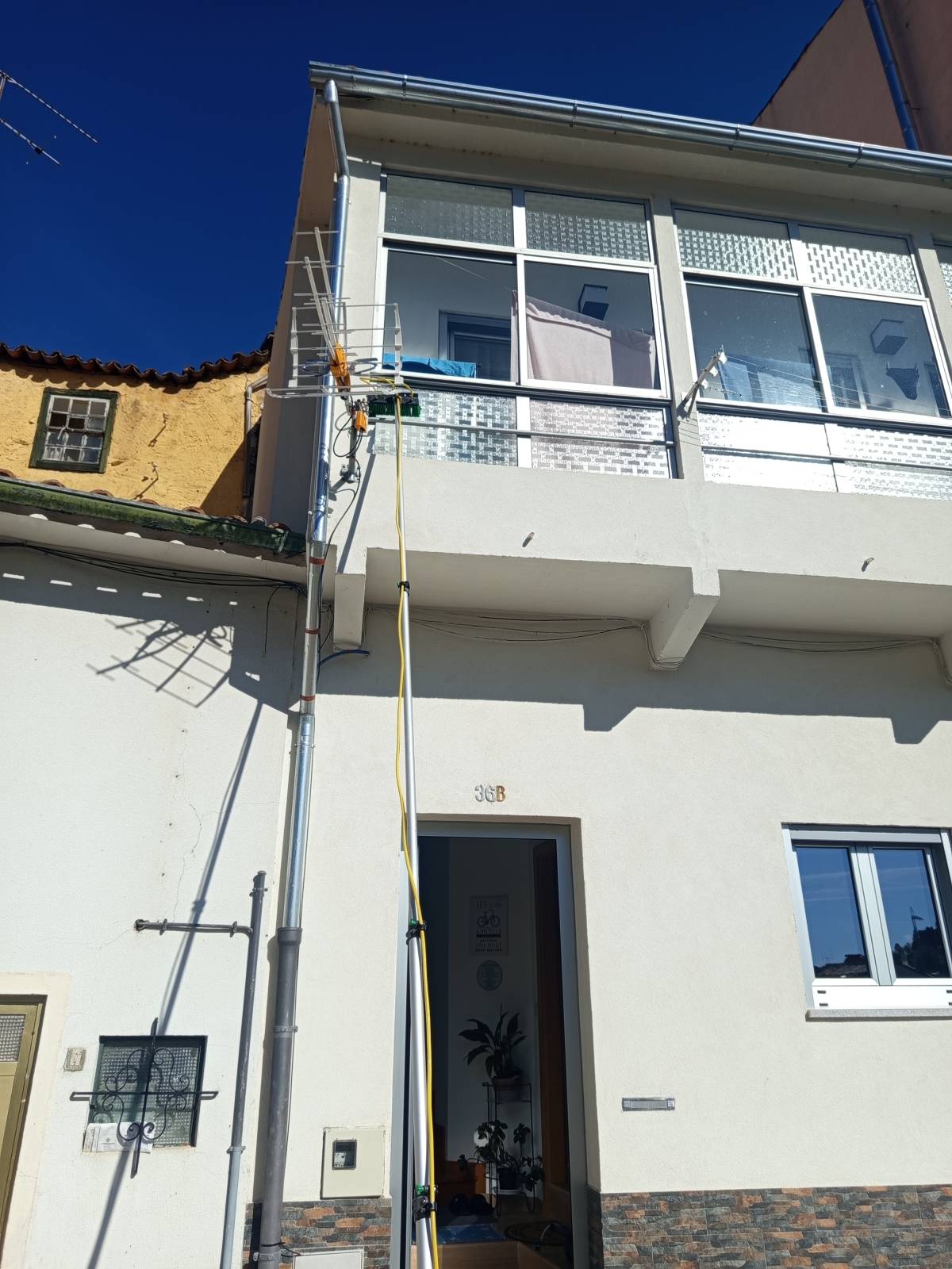 Kairóscleaningservice seus vidros brilhantes - Bragança - Reinigung
