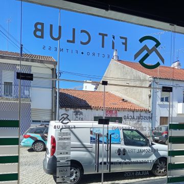 Kairóscleaningservice seus vidros brilhantes - Bragança - Reinigung von Jalousien